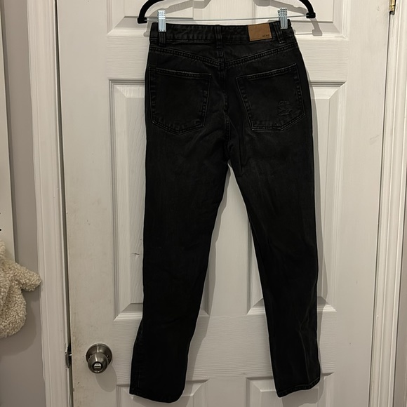 Aeropostale destroyed black denim mom jeans‎ - Picture 2 of 4